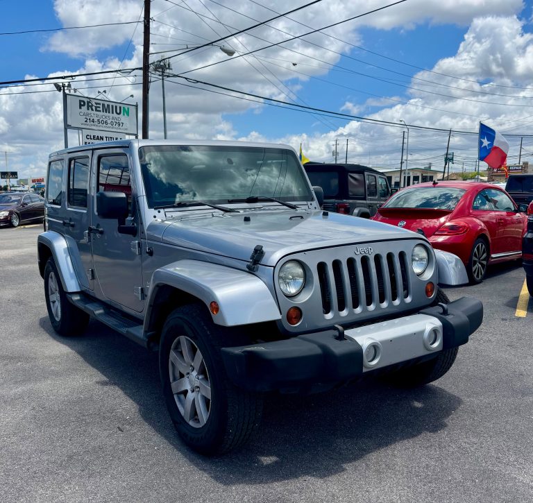 2013 Jeep Wrangler Unlimited Sahara