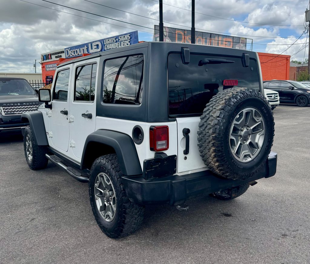 2013 Jeep Wrangler Unlimited Rubicon, Exterior photo 7
