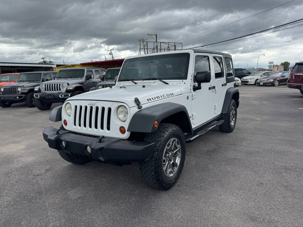 2013 Jeep Wrangler Unlimited Rubicon, Exterior photo 3