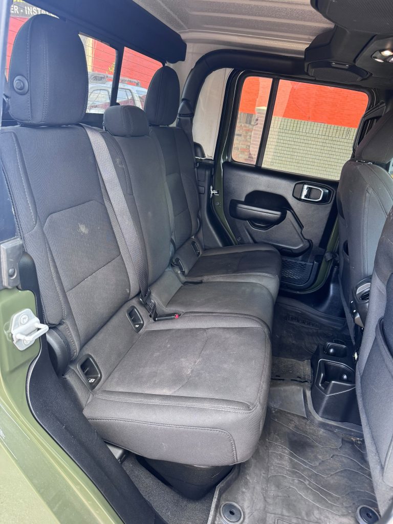 2023 Jeep Gladiator Willys, Interior photo 10