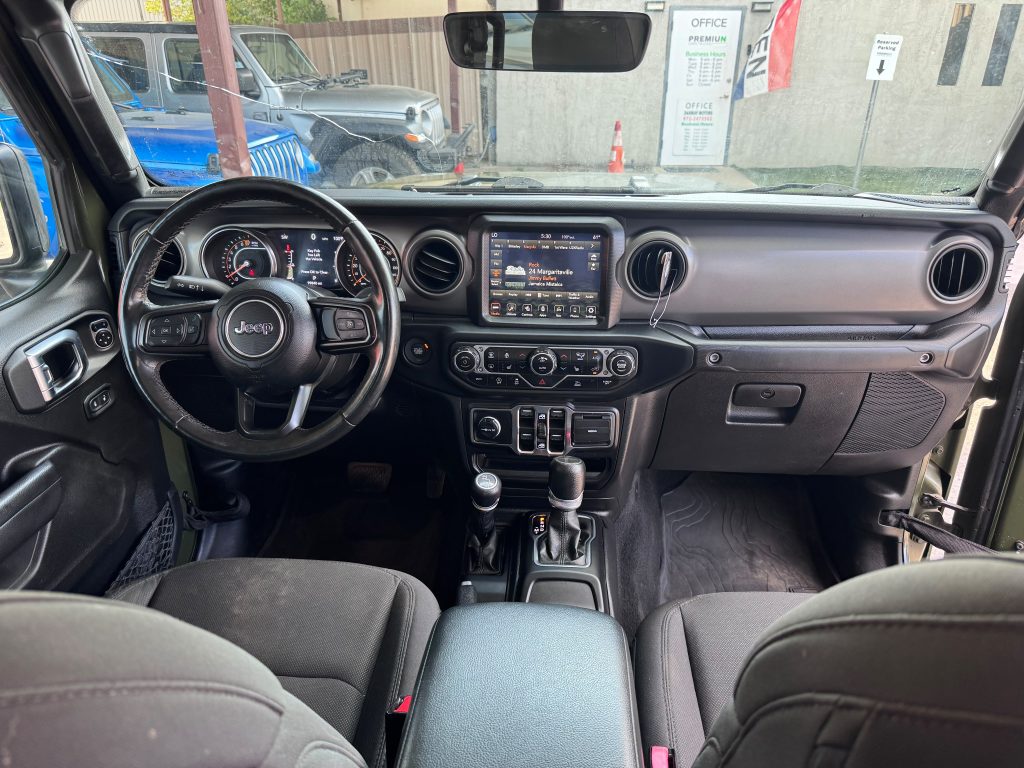 2023 Jeep Gladiator Willys, Interior photo 11