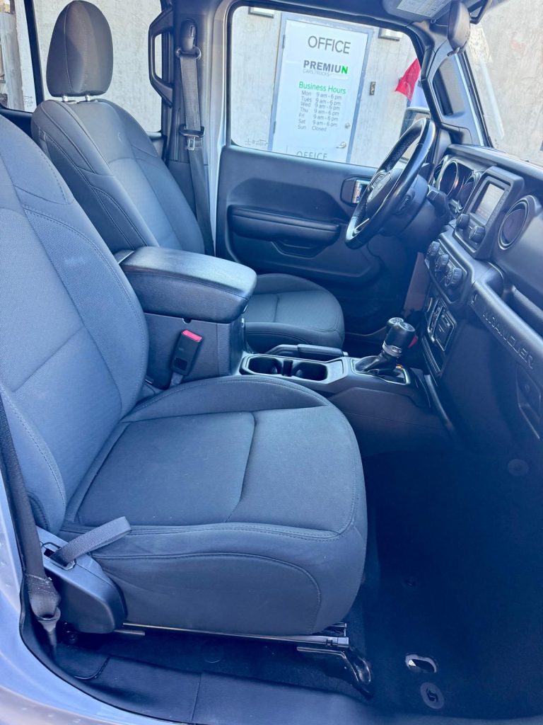 2020 Jeep Wrangler Unlimited Sport S, Interior photo 9